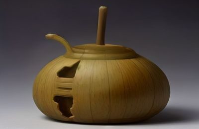 新闻编辑室内记者在电脑前工作的场景，展现媒体从业者面对伦理抉择时的专注与责任感